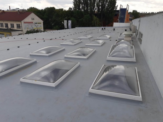 plochá střecha Auto Poly