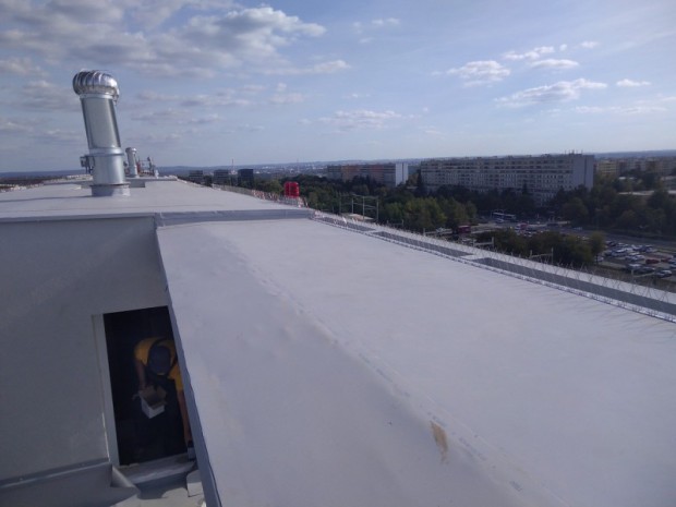 Hydroizolace ploché střechy