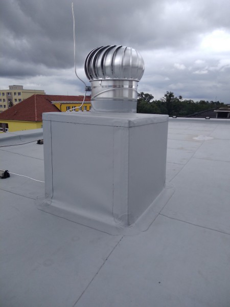 Pokládka nové skladby střechy BD