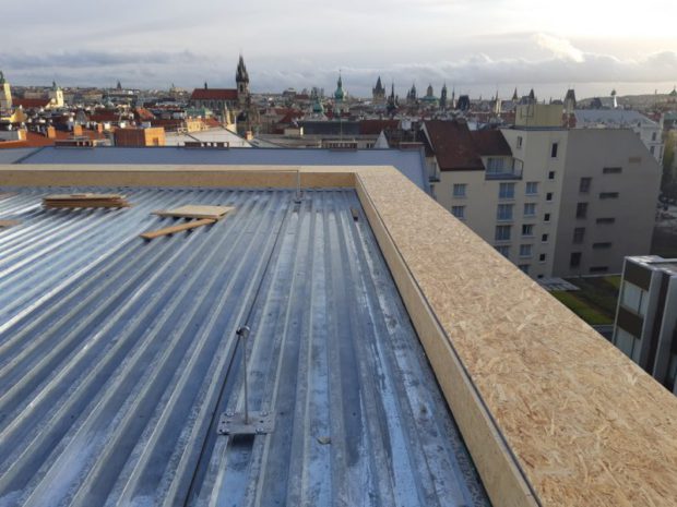 Dodávka nové skladby střech a teras na nástavbě hotelu President. Celková velikost skladby 1200 m2. Realizována byla parozábrana z asfaltového pasu, zateplení včetně spádů. Použitá hydroizolační fólie PVC Sikaplan 15 VG…