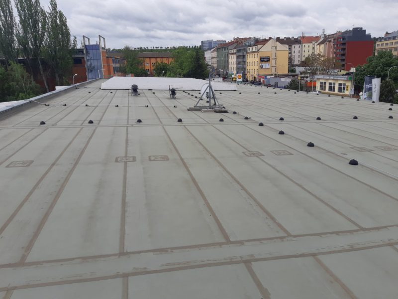 Hydroizolace střechy haly